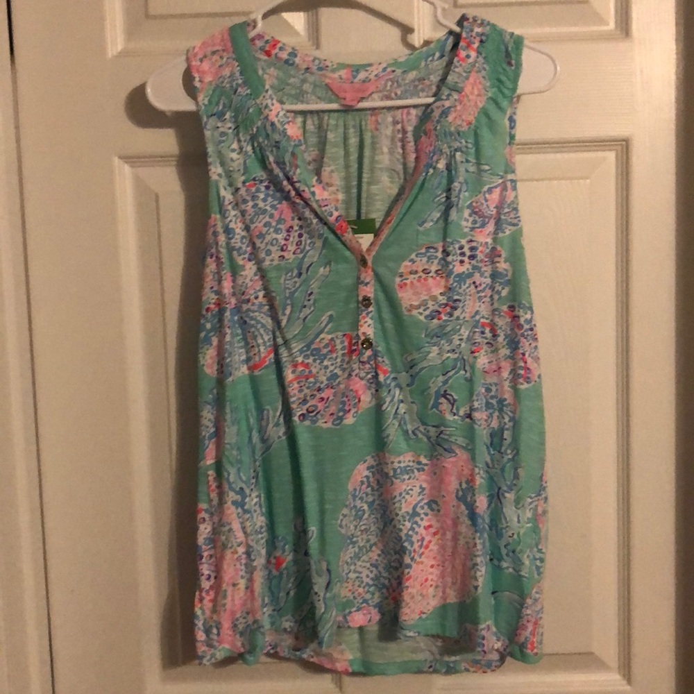 Sleeveless Essie Top